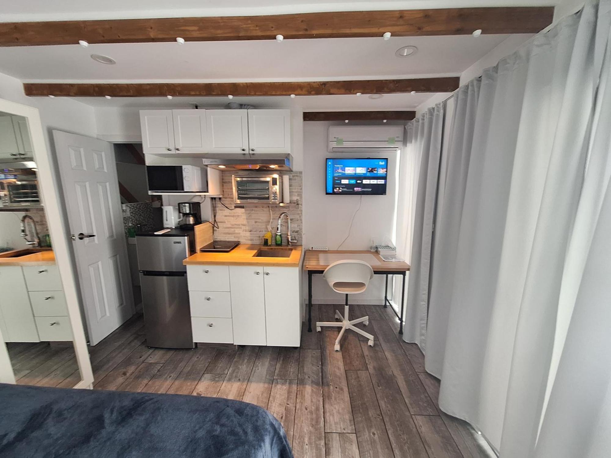 Well Equipped Studio For Non-Smoking Guests Only Citq Зo9467 Longueuil Εξωτερικό φωτογραφία